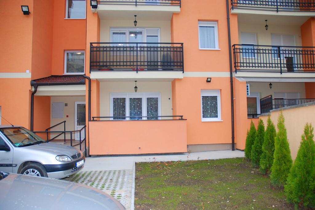 Apartman Milkovic 2 솜보르 외부 사진