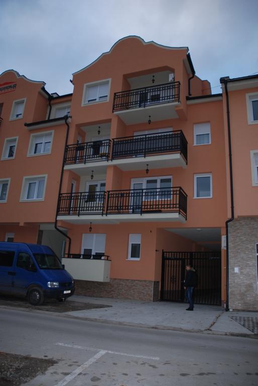 Apartman Milkovic 2 솜보르 외부 사진